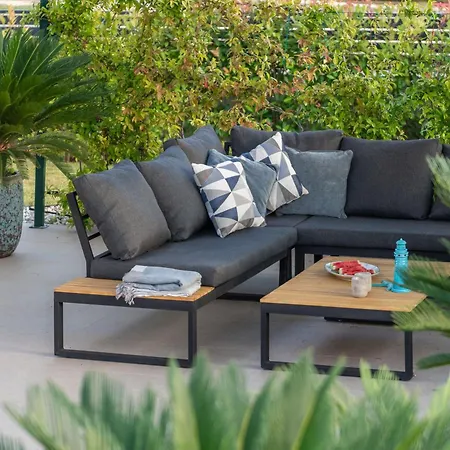 Serena Mit Pool Fuer 6 Personen, Mit Wunderschoenem Garten Bei * Porec